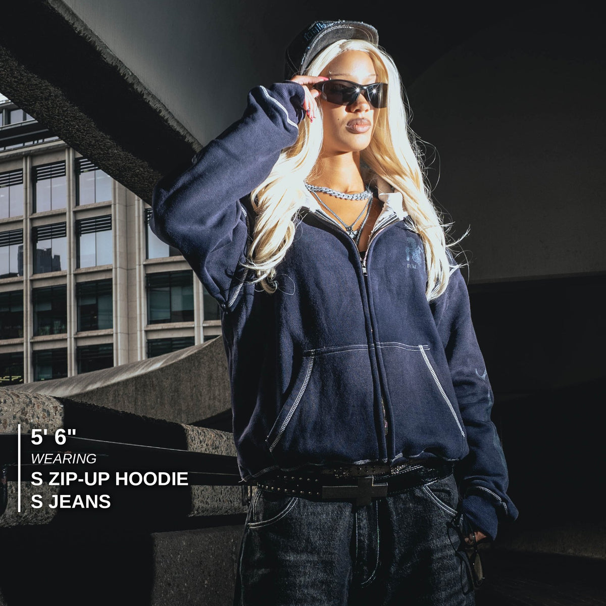 Size and fit reference - 5' 6" model wearing S jeans